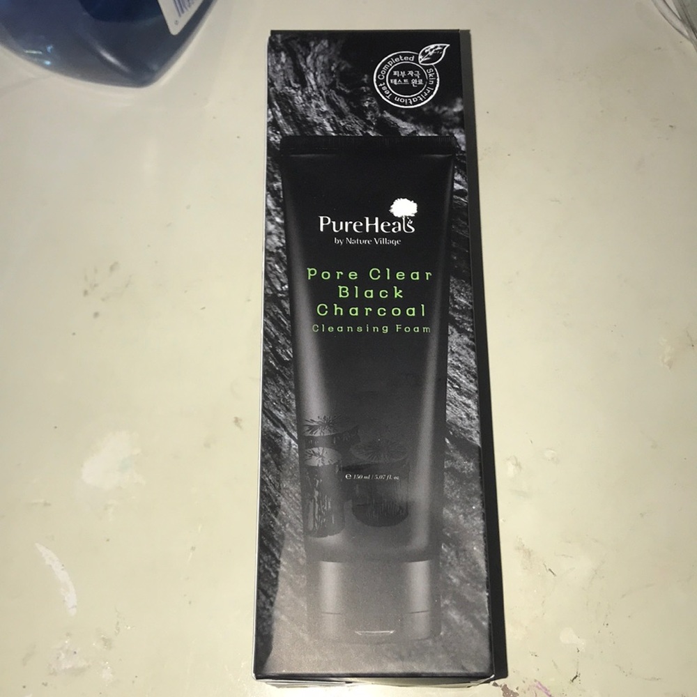 Charcoal cleanser